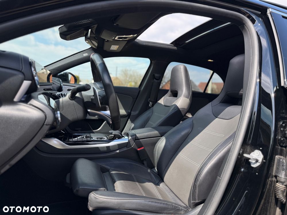 Mercedes-Benz Klasa A 35 AMG 4-Matic 7G-DCT - 14