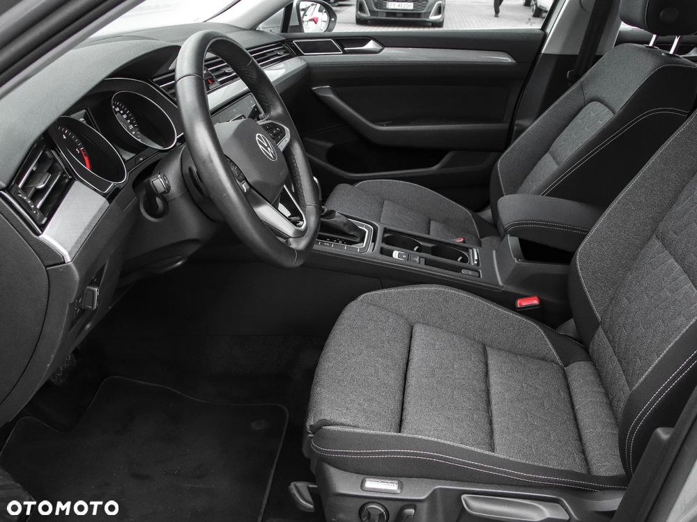 Volkswagen Passat 2.0 TDI Business DSG - 10