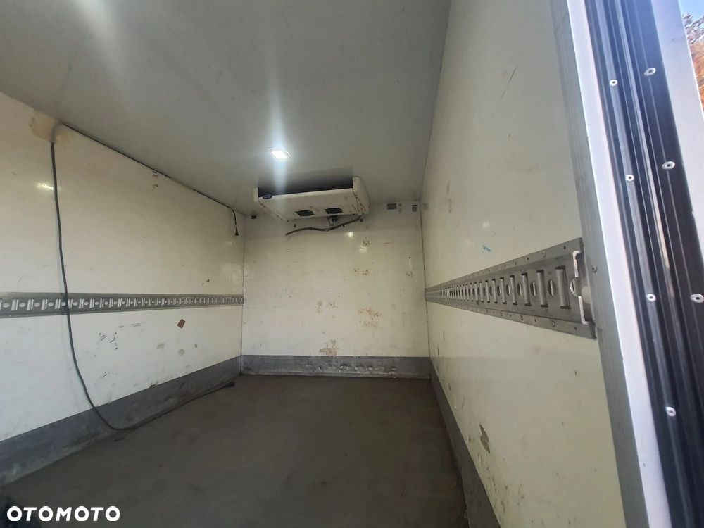 Mercedes-Benz Sprinter - 7