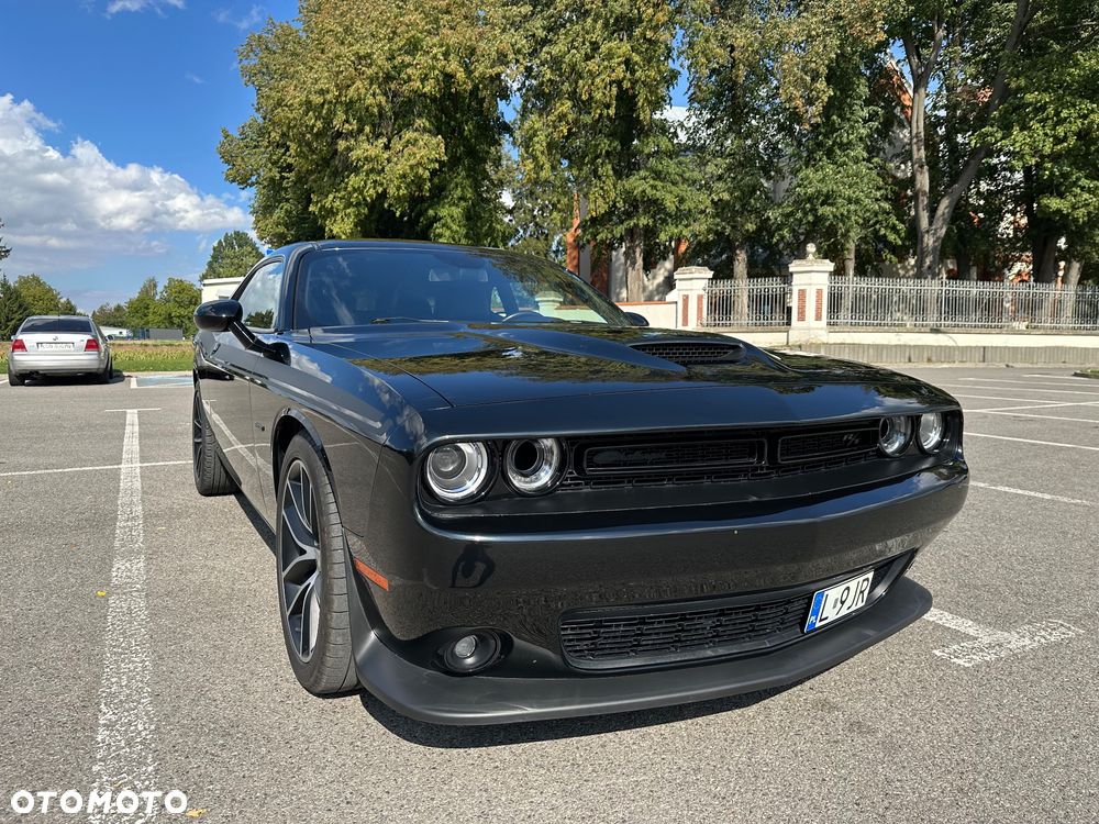 Dodge Challenger 5.7 R/T - 8