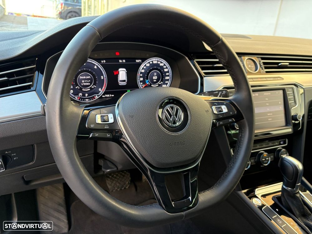 VW Passat Variant 2.0 TDi Highline DSG - 6