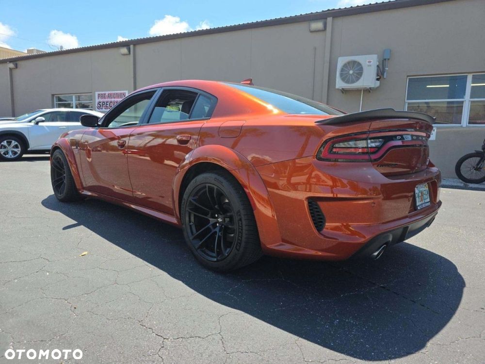 Dodge Charger - 2