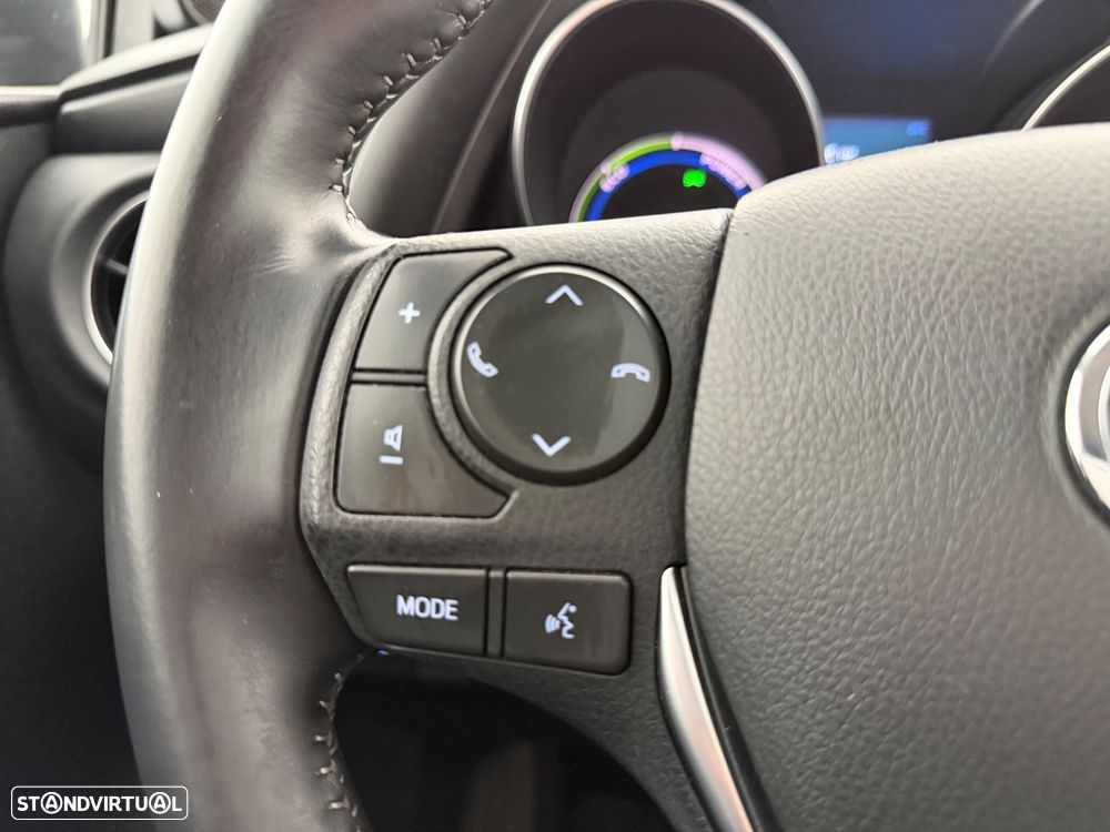 Toyota Auris 1.8 HSD Comfort - 22