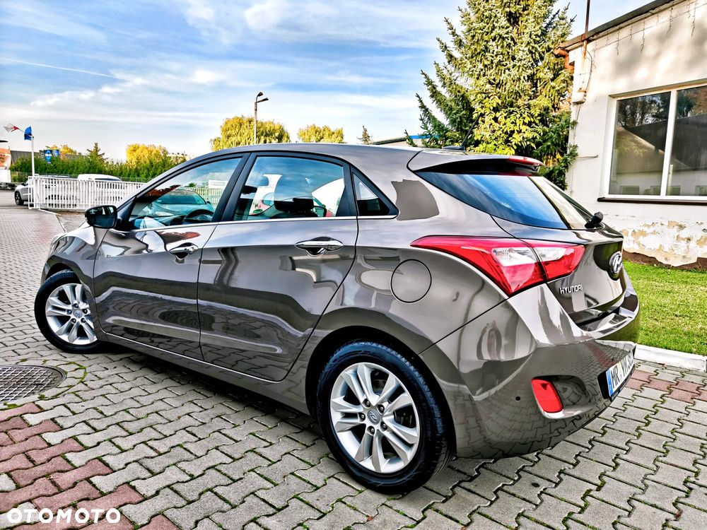Hyundai i30 - 32