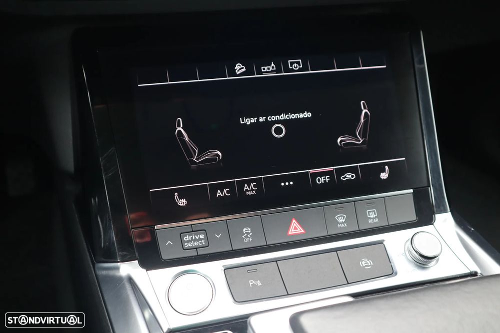 Audi e-tron 50 quattro Advanced - 31