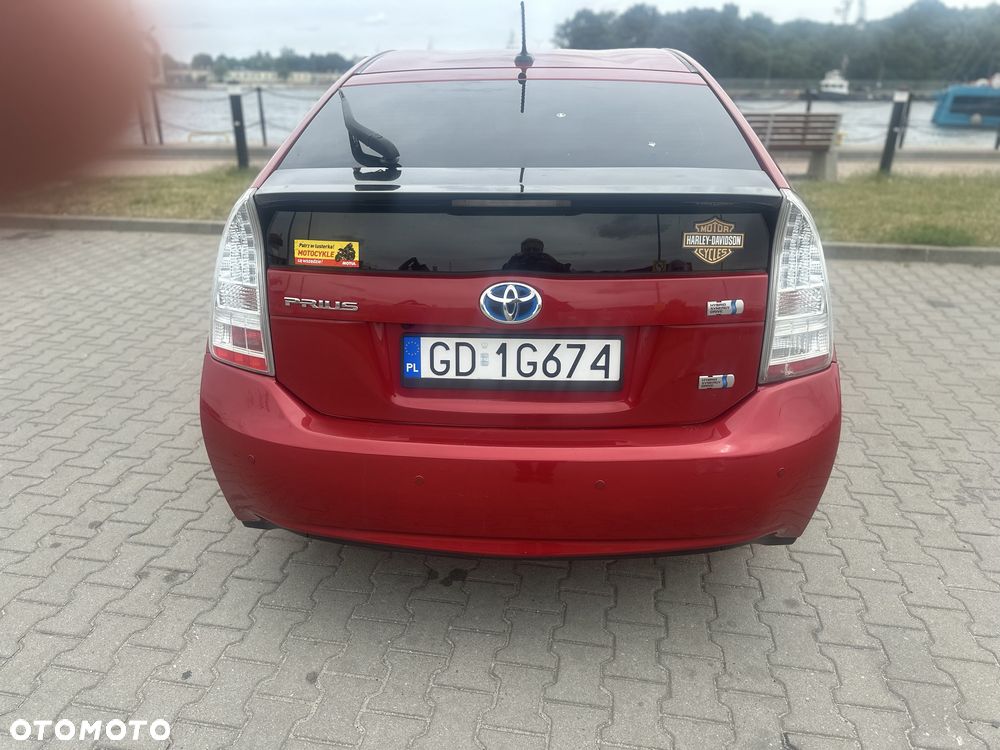 Toyota Prius - 4