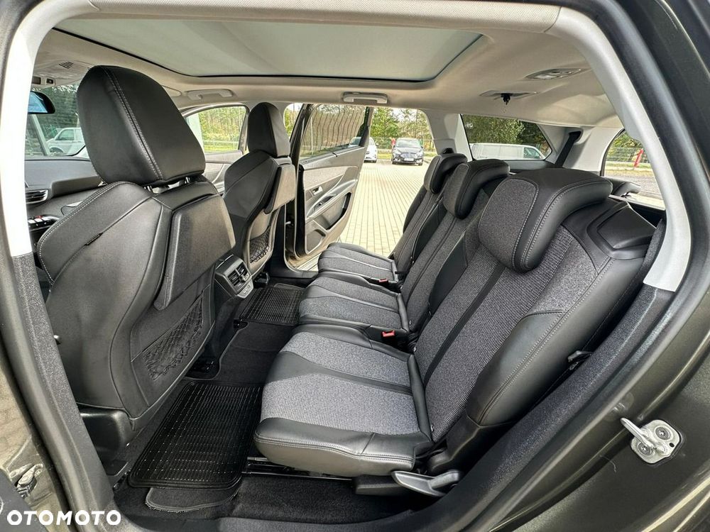 Peugeot 5008 1.5 BlueHDi Active S&S EAT8 - 14