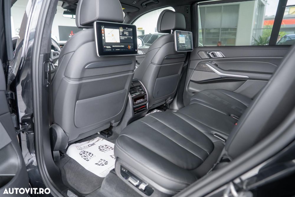 BMW X7 xDrive40d - 27