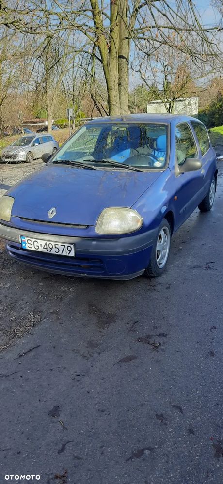 Renault Clio - 1