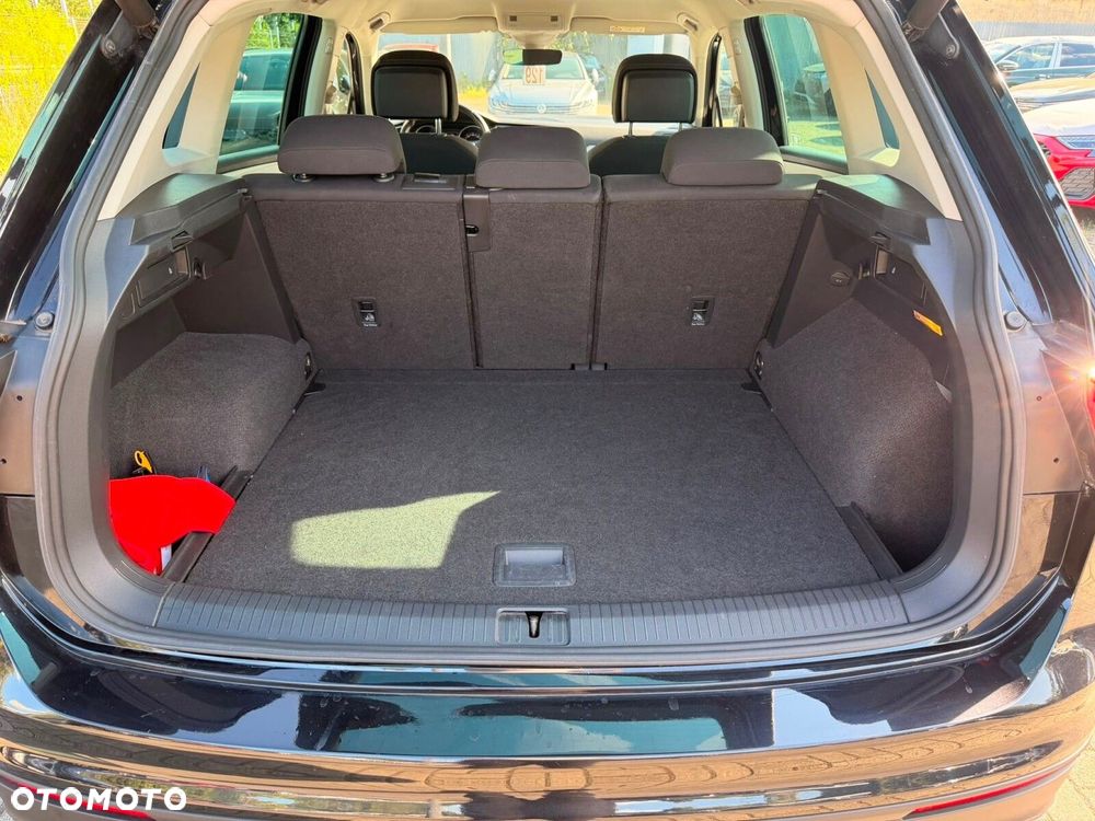 Volkswagen Tiguan - 28
