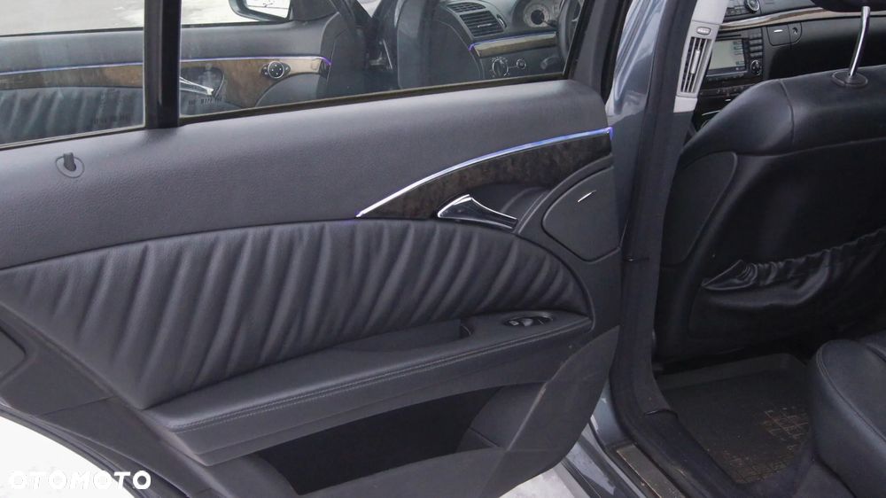 Mercedes-Benz Klasa E 280 CDI Avantgarde DPF - 12