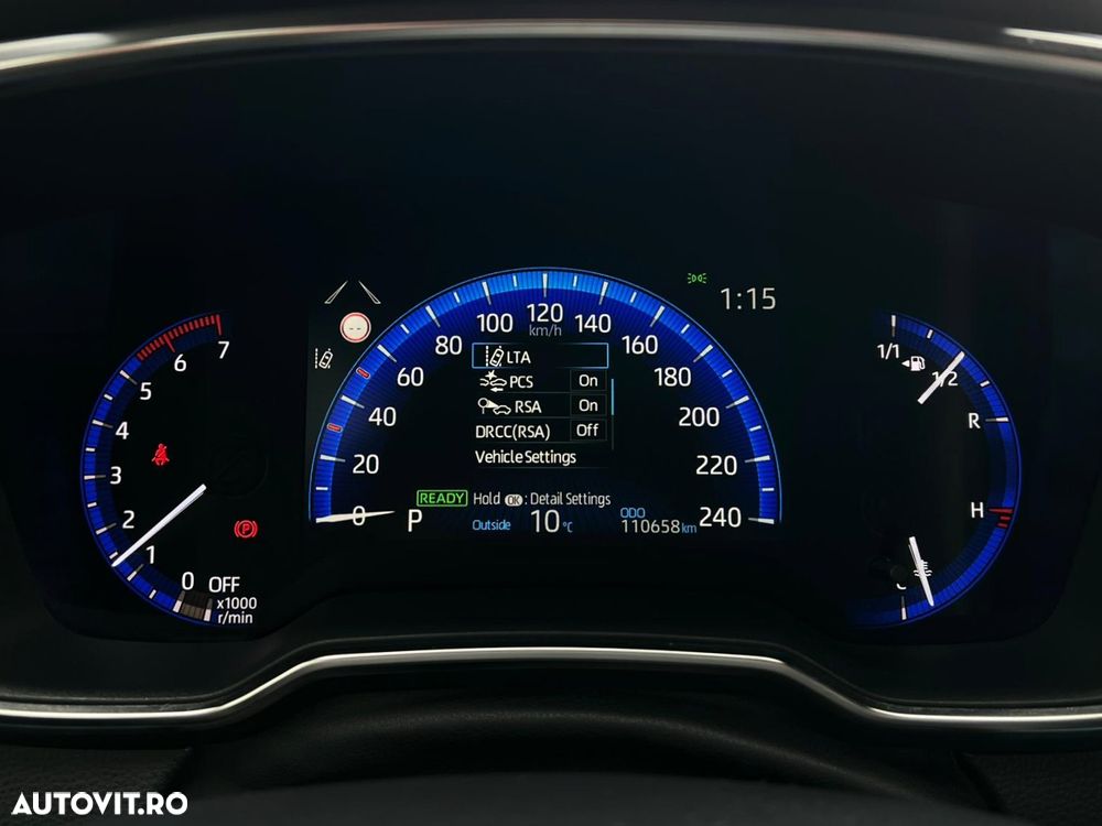 Toyota Corolla 1.8 HSD Dynamic Bi-tone - 19