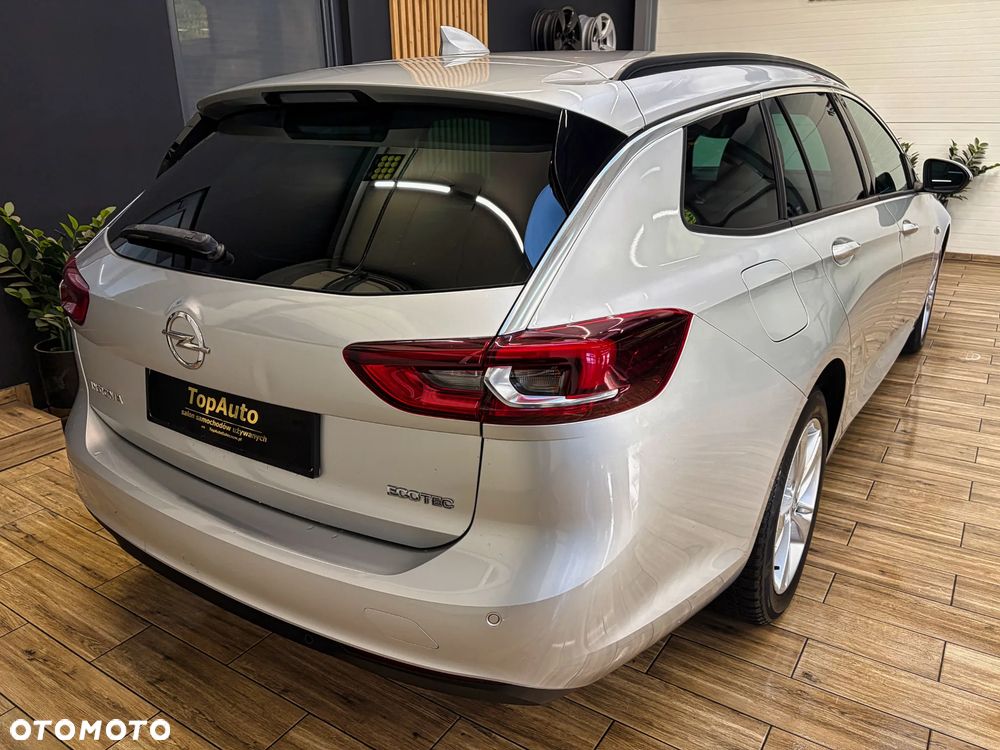 Opel Insignia - 8
