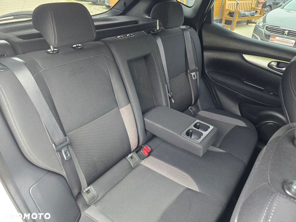 Nissan Qashqai - 14