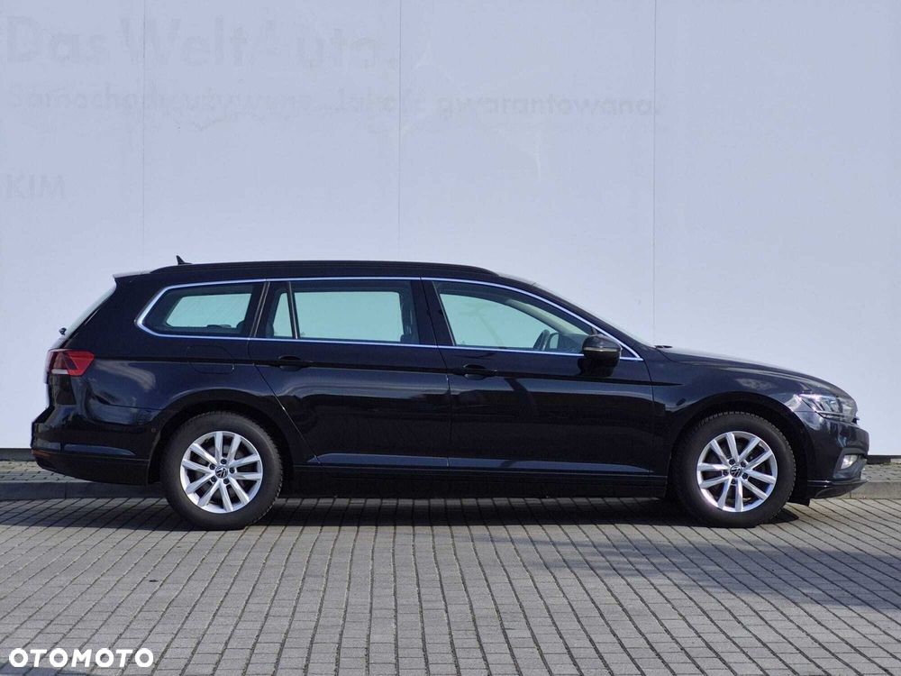 Volkswagen Passat - 3