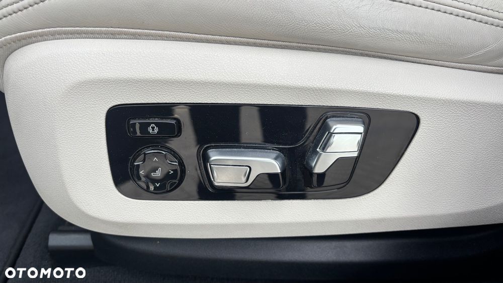 BMW X6 - 30