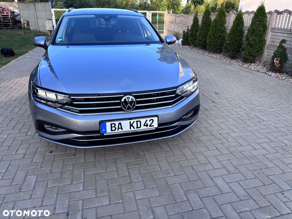 Volkswagen Passat 2.0 TDI SCR DSG Comfortline - 4
