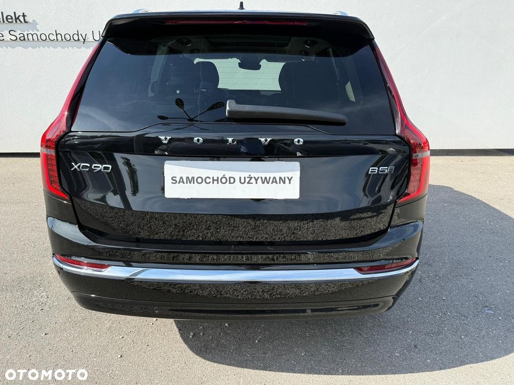 Volvo XC 90 - 9