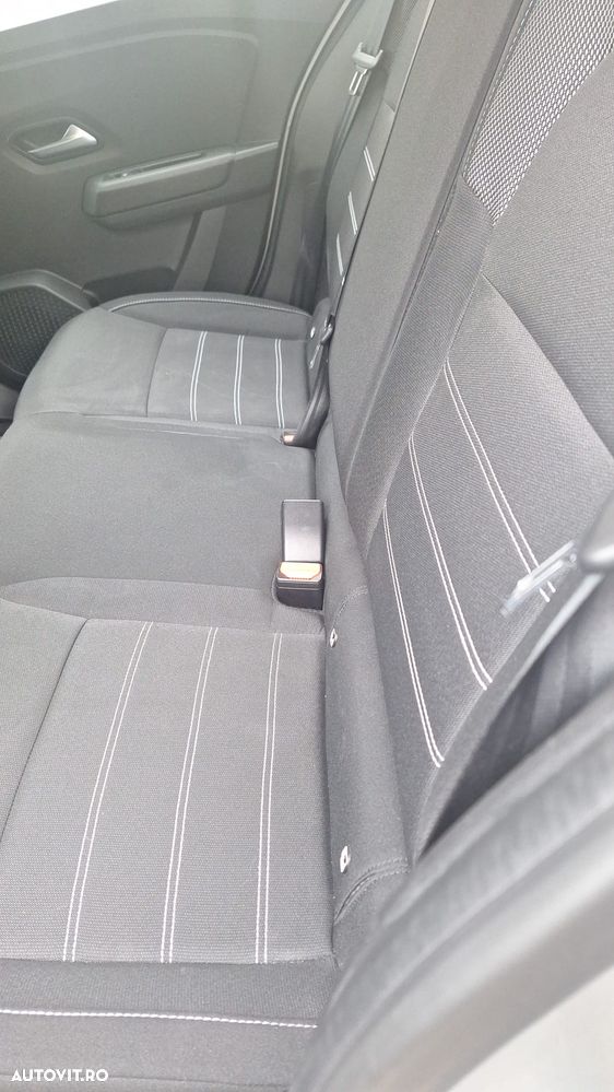 Dacia Logan TCe 90 CVT Prestige - 9