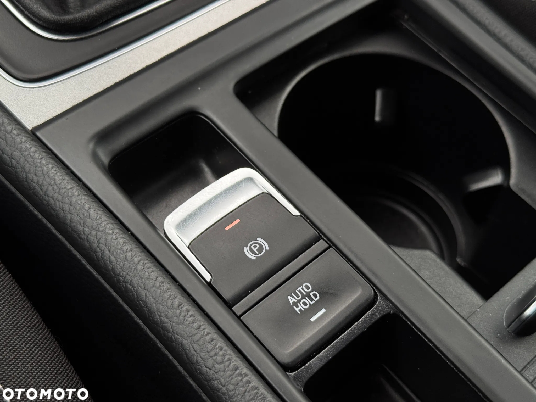 Volkswagen Golf VII 1.6 TDI BMT Highline - 31