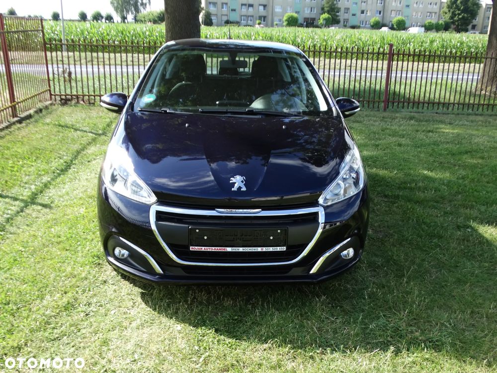 Peugeot 208 - 4