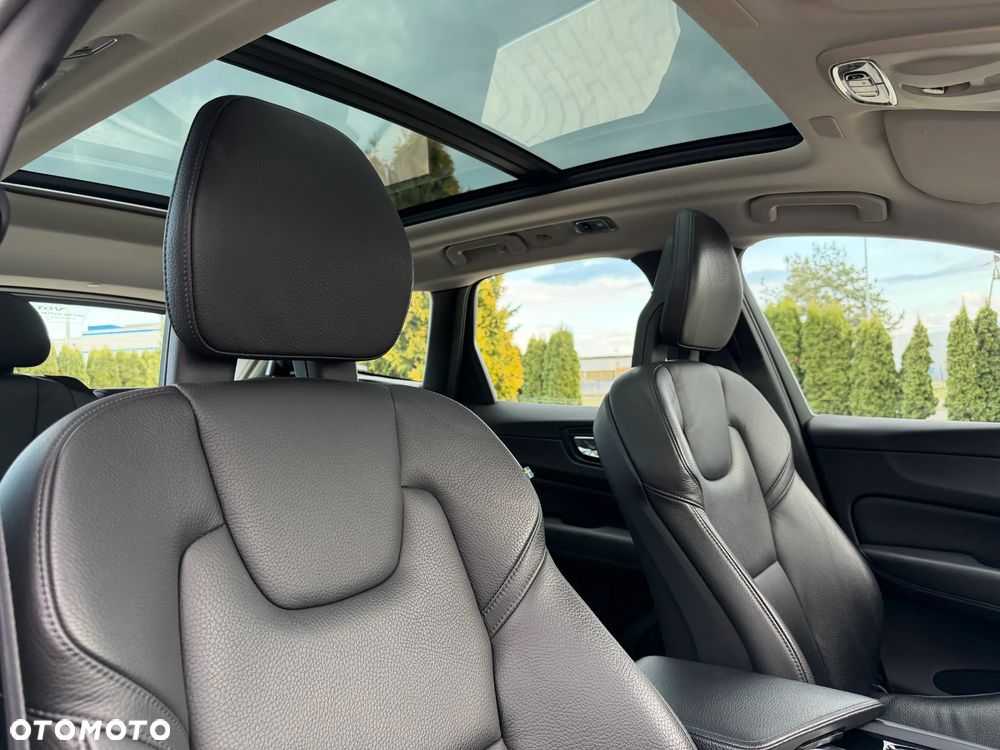Volvo XC 60 D4 AWD Inscription - 26