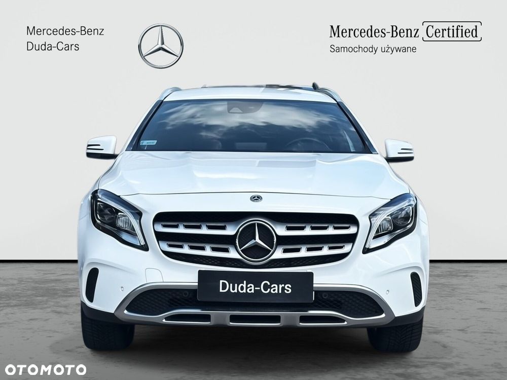 Mercedes-Benz GLA - 4