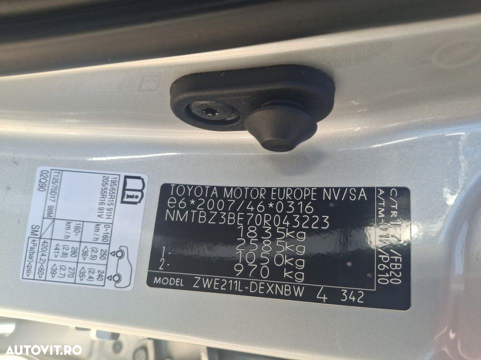 Toyota Corolla - 20