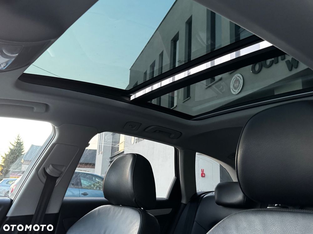 Audi A4 Avant 2.0 TDI DPF clean diesel multitronic Ambiente - 31