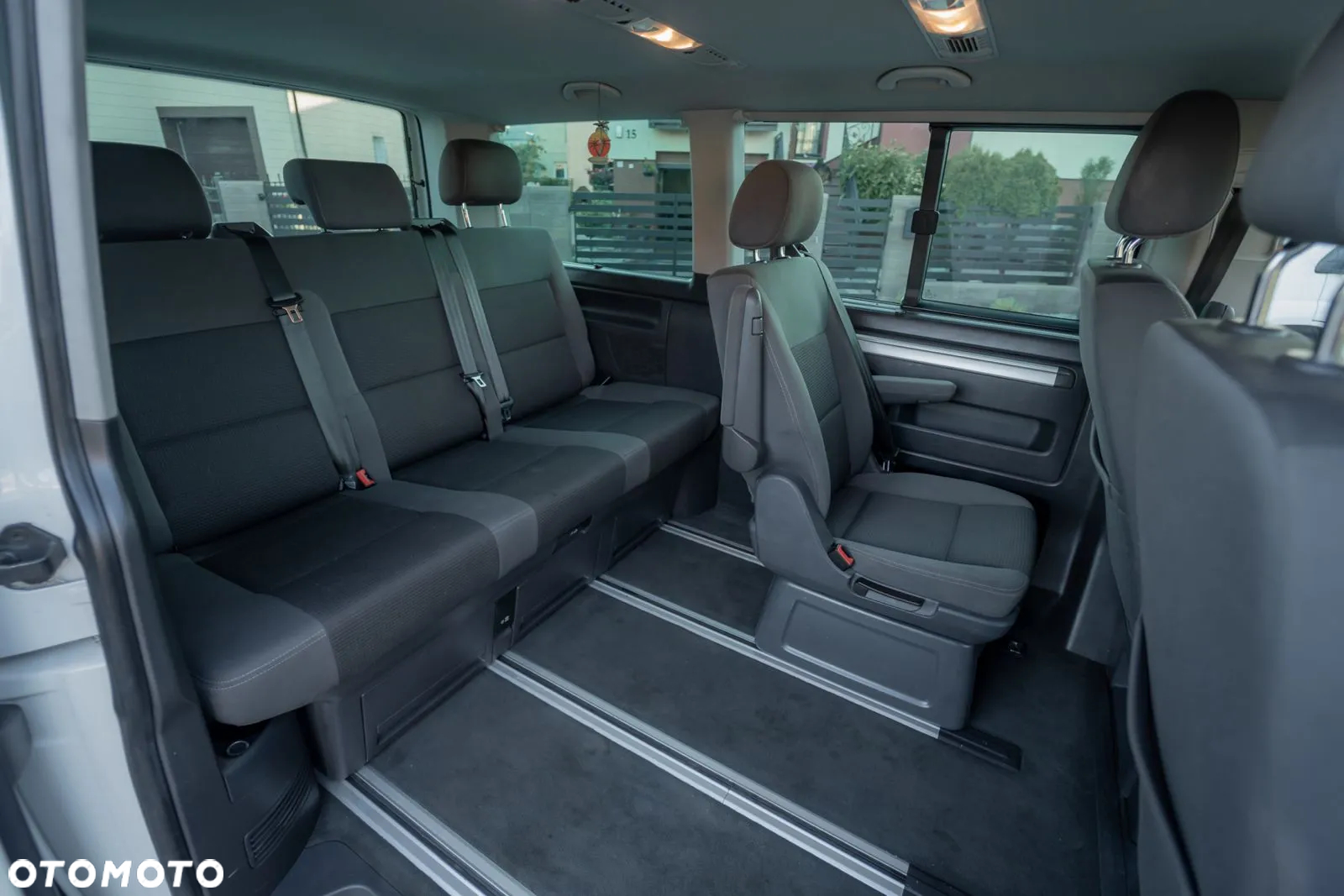 Volkswagen Multivan TDI L1 Startline 4Motion - 30