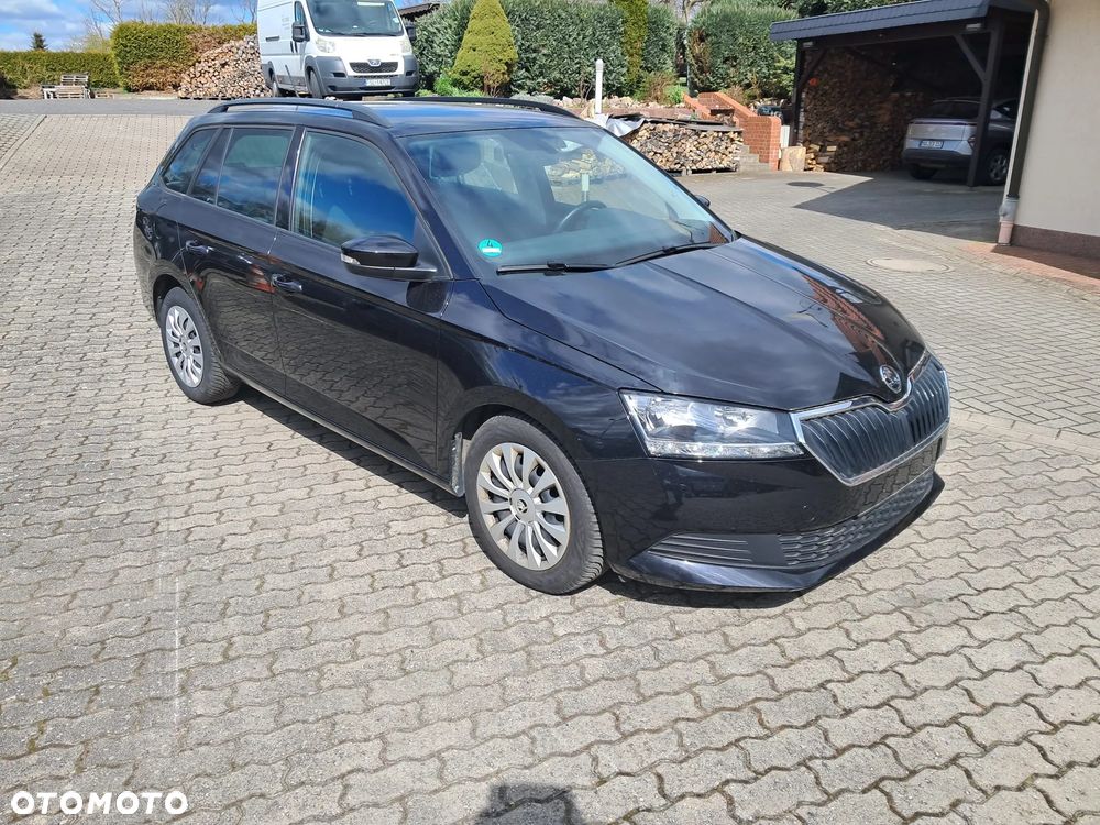 Skoda Fabia 1.0 TSI Ambition - 2
