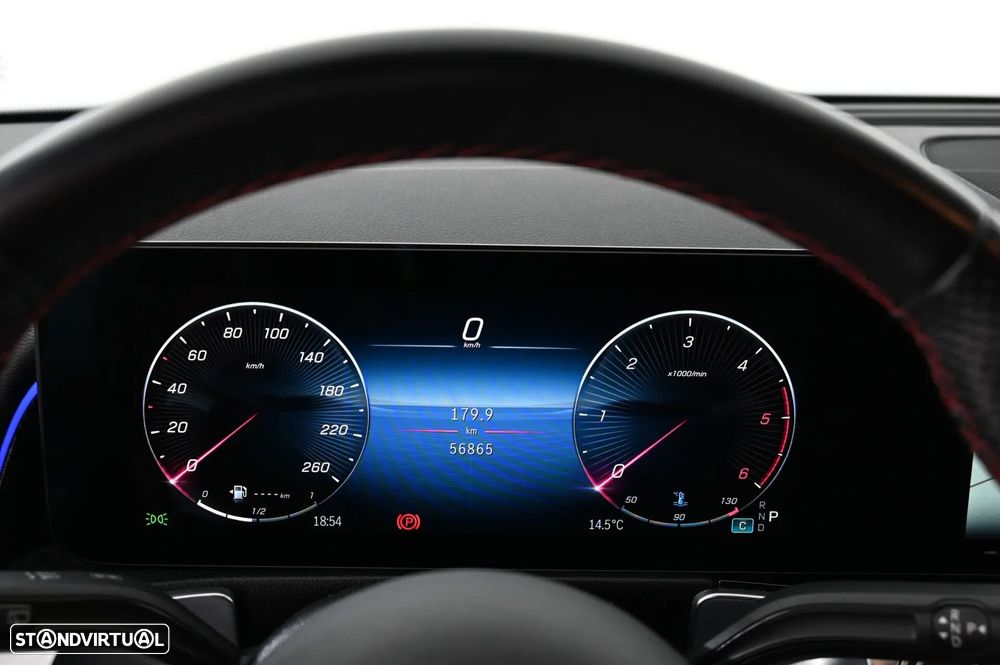 Mercedes-Benz GLB 180 d AMG Line - 18