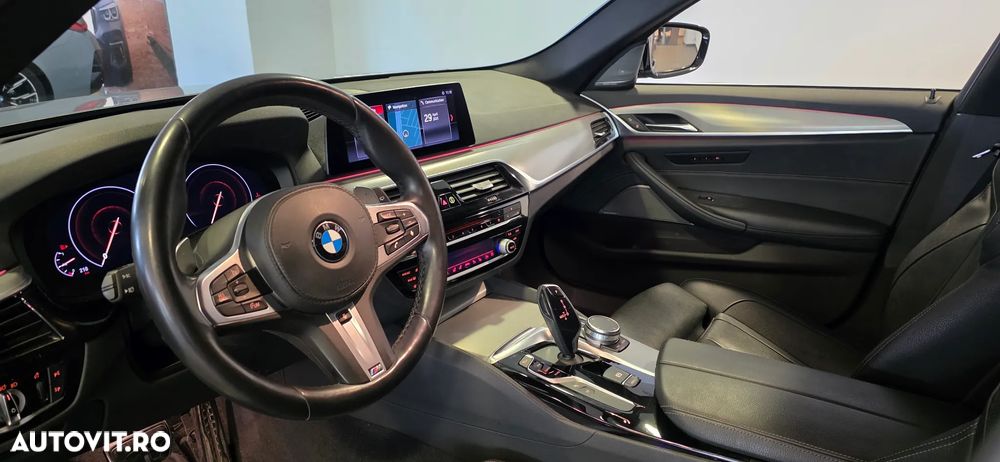 BMW Seria 5 540i xDrive AT - 7