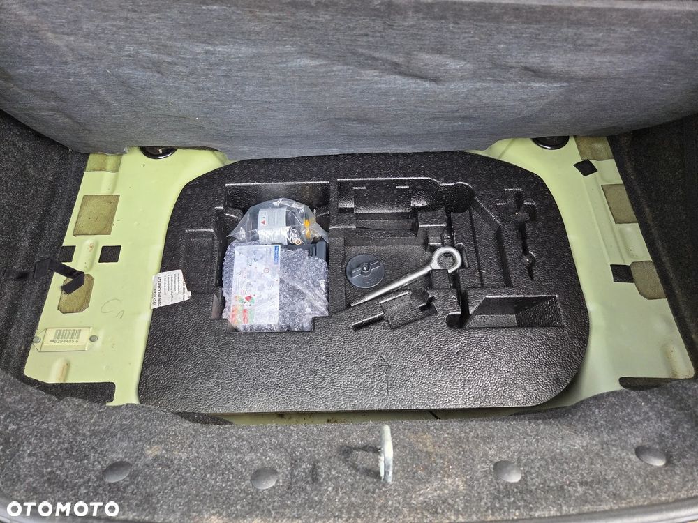 Ford KA 1.2 Start-Stopp-System Champions Edition - 14