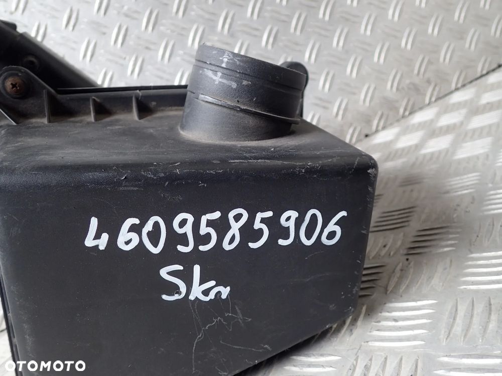 OBUDOWA FILTRA POWIETRZA VW POLO 4609585906 - 3