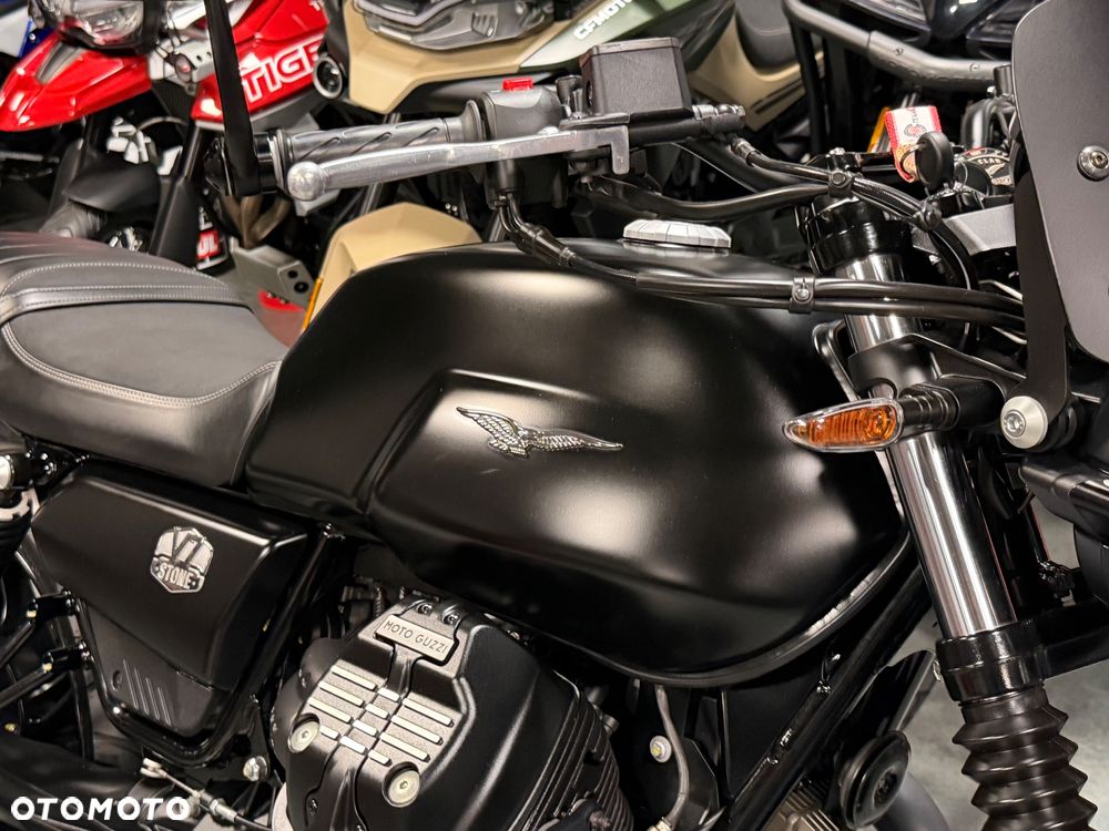 Moto Guzzi V7 - 21