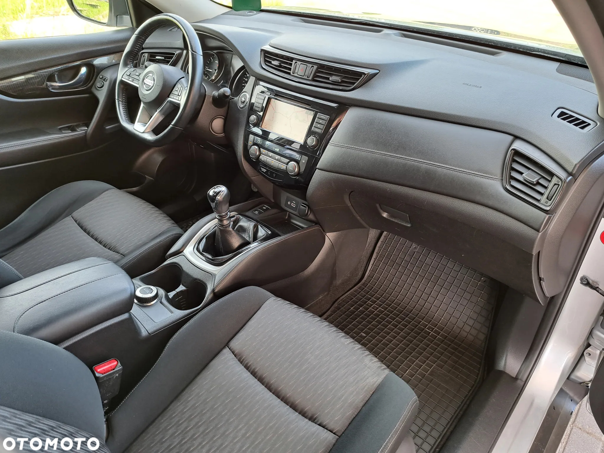 Nissan X-Trail - 18