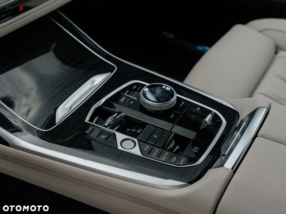 BMW X7 xDrive40d mHEV sport - 11