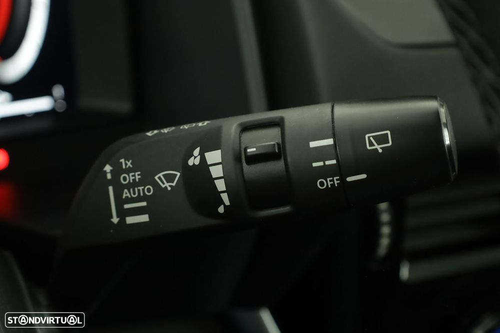 Nissan Qashqai 1.3 DIG-T N-Connecta LED - 18