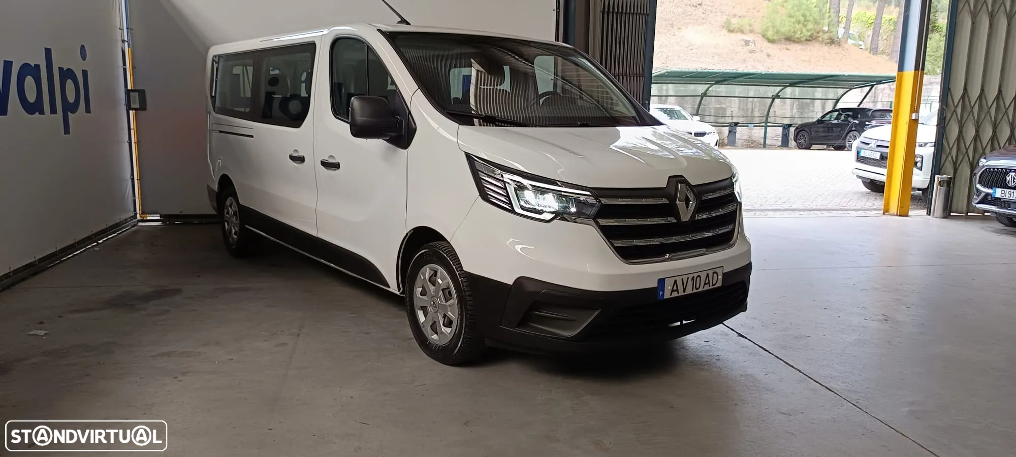 Renault Trafic 2.0 Blue dCi L2 Grand Autenthic - 4