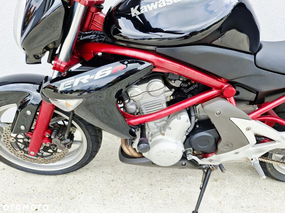 Kawasaki ER - 11