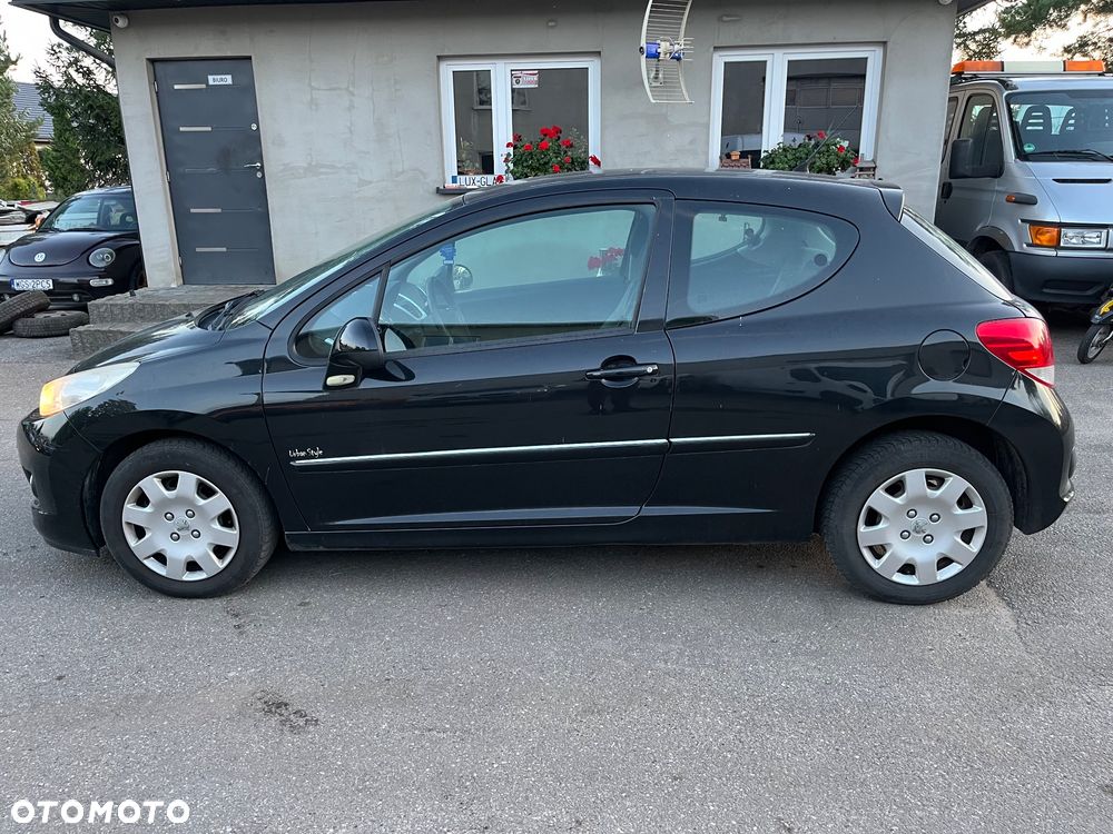 Peugeot 207 - 4