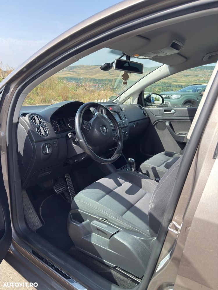 Volkswagen Golf Plus 1.6 TDI DPF Comfortline DSG - 13