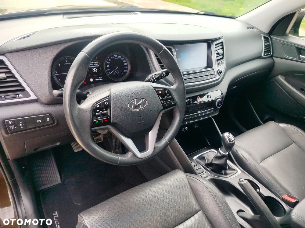 Hyundai Tucson blue 1.7 CRDi 2WD Trend - 18