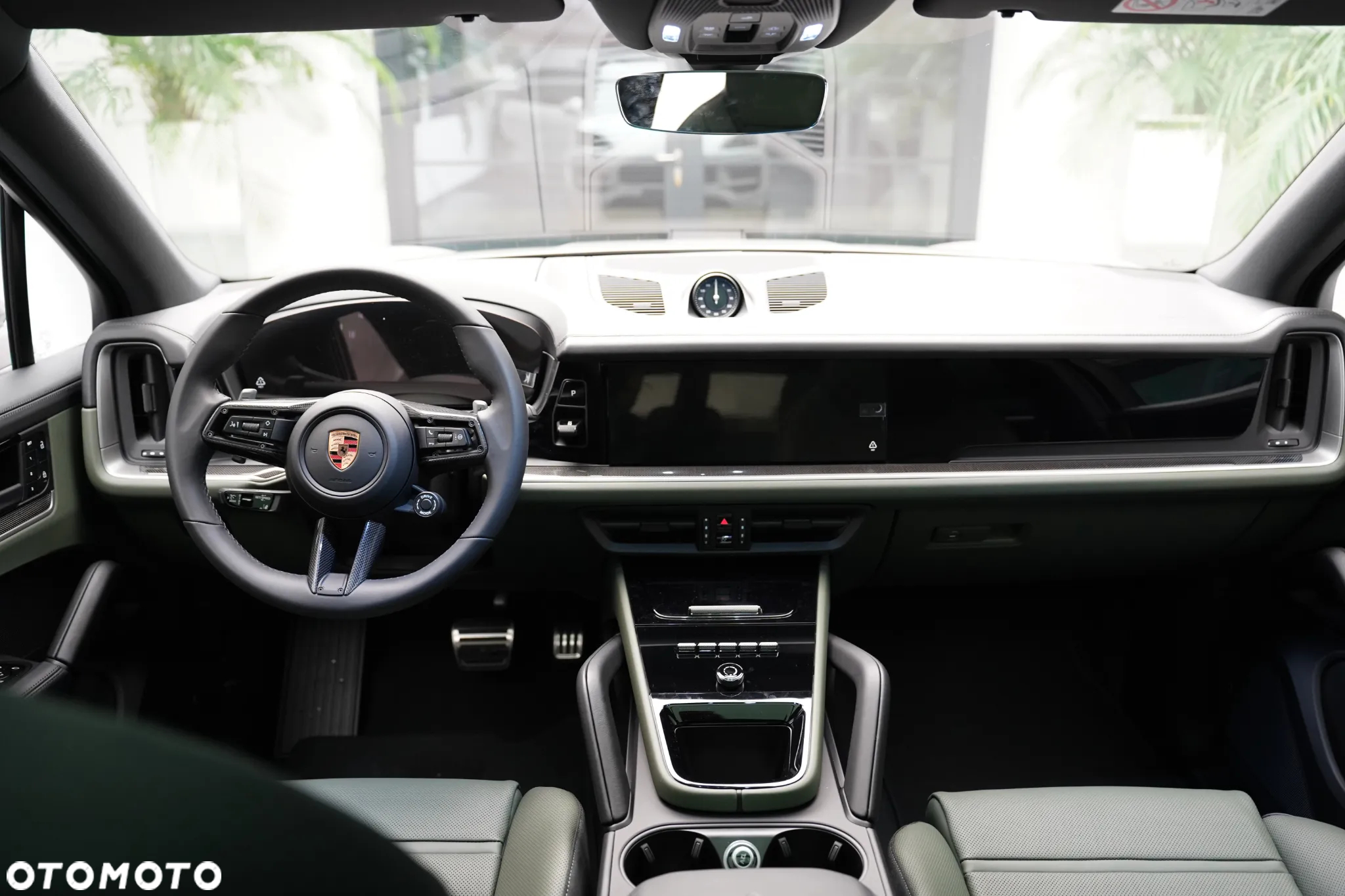 Porsche Cayenne - 9