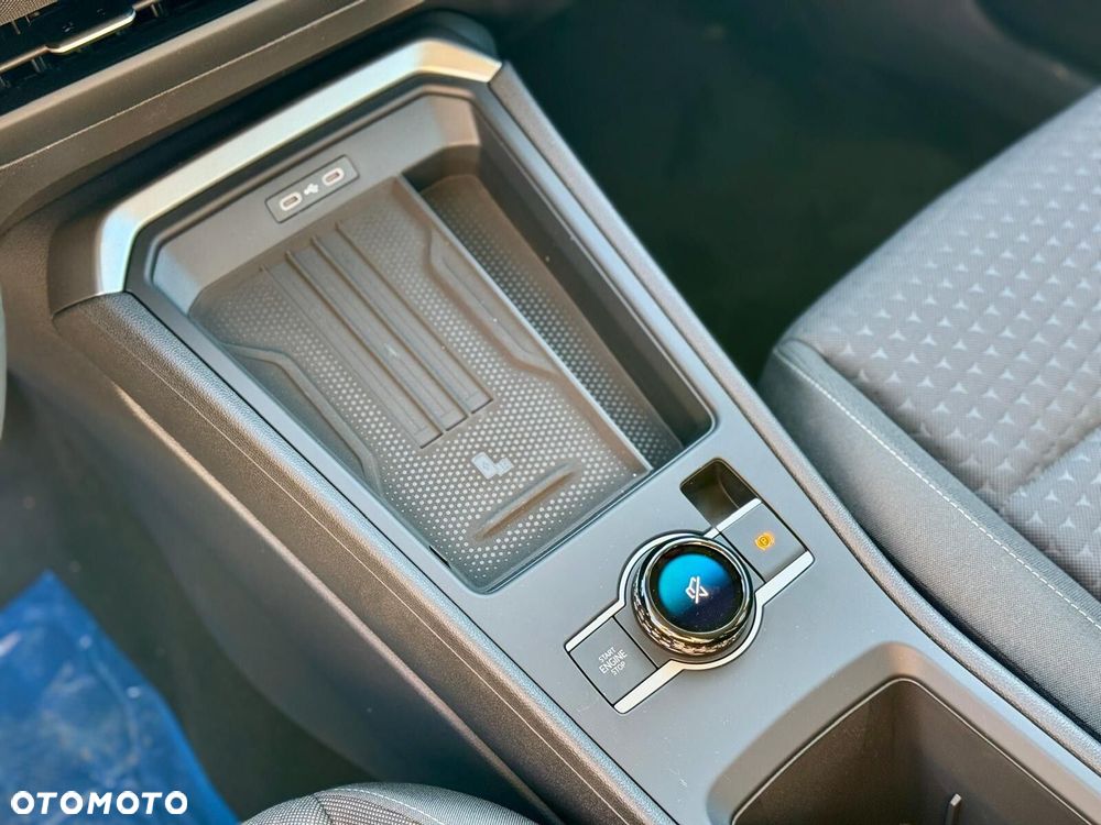 Volkswagen T-Roc - 14