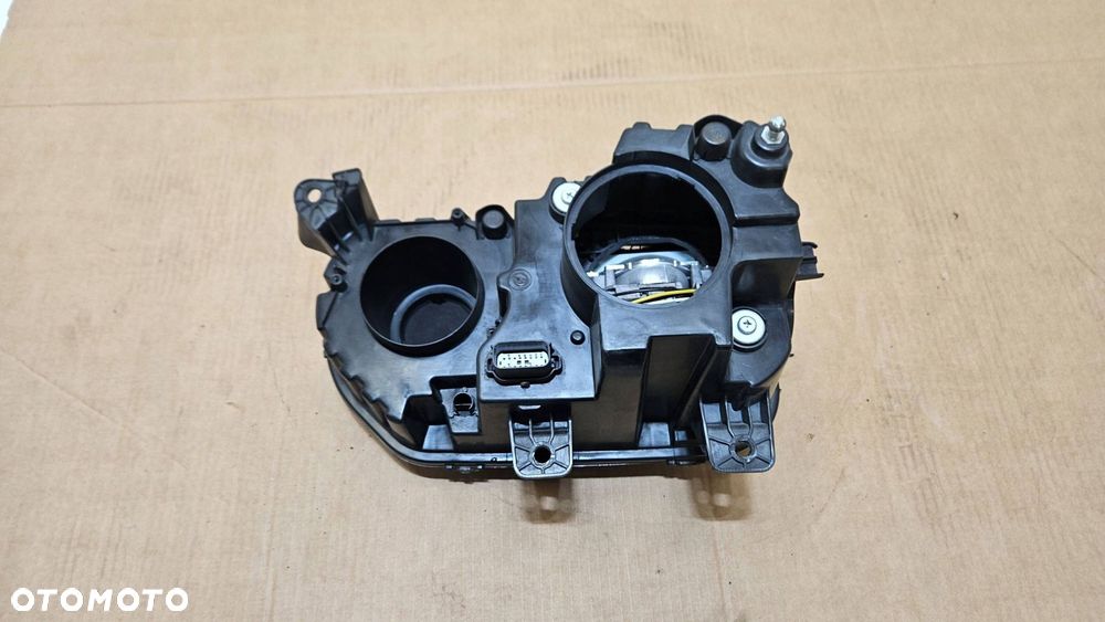 lampa przód przednia prawa dodge challenger zamiennik - 12