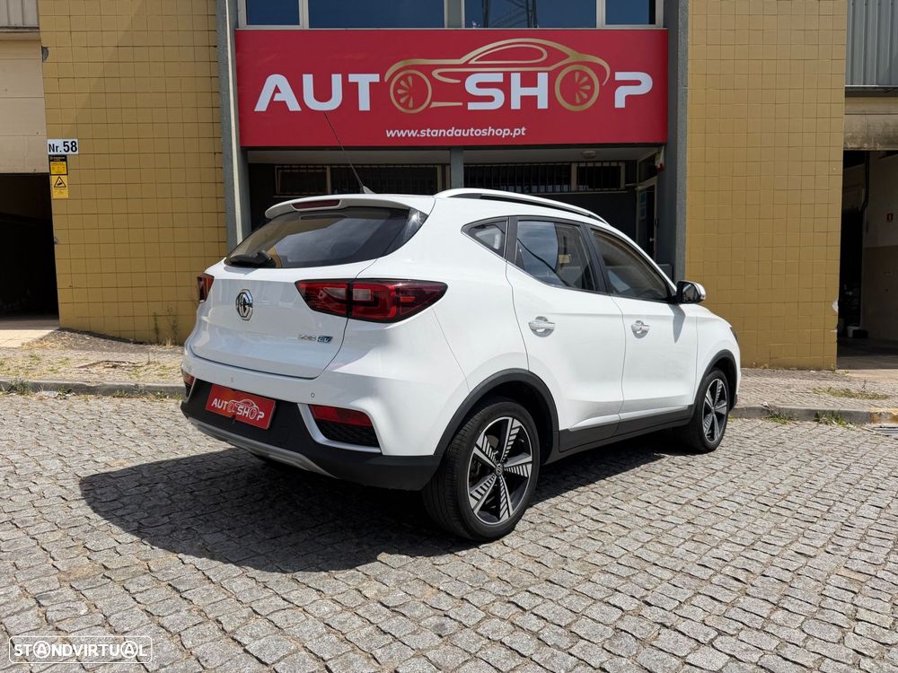 MG ZS - 12