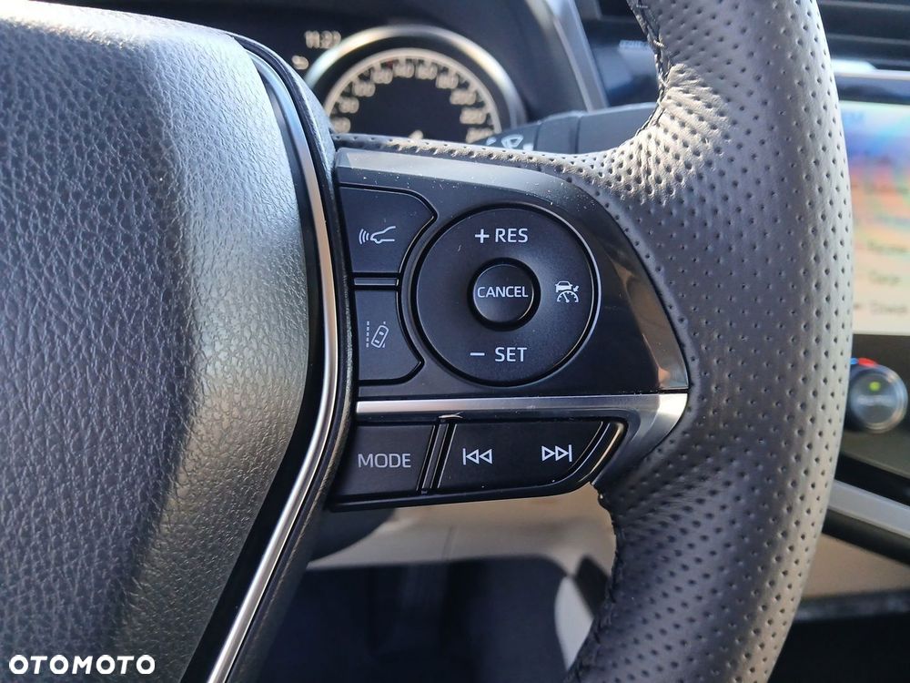 Toyota Camry 2.5 Hybrid Executive CVT - 30