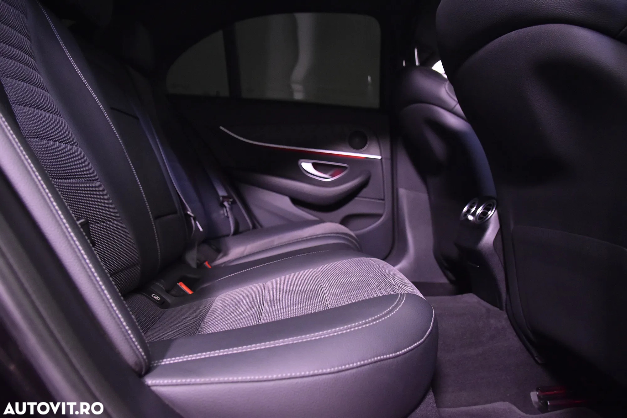 Mercedes-Benz E 200 MHEV Aut. - 12